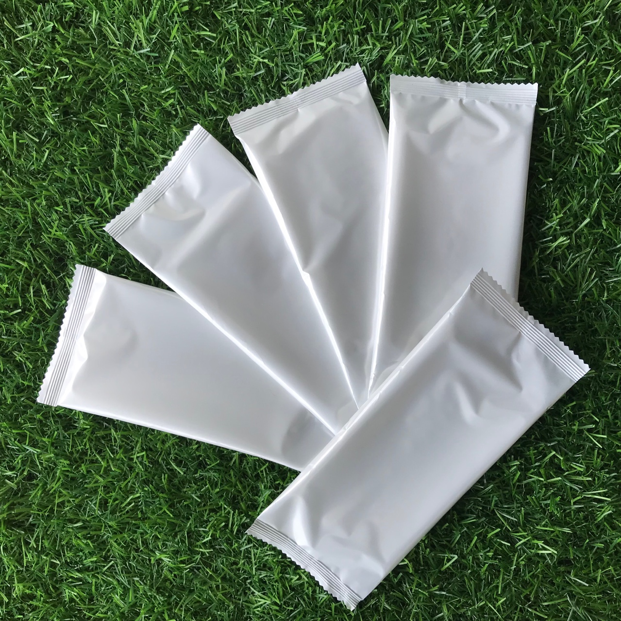 Mẫu khăn lạnh - OPP trắng - khăn lạnh; khăn ướt; bao đũa; muỗng; nĩa; tăm tre; hóa đơn; cồn thạch